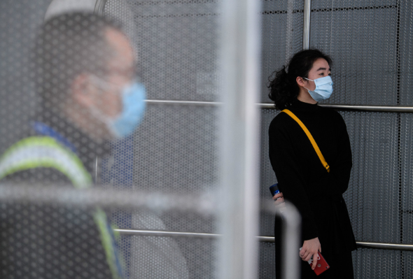 香港各大醫院及公共場所已經加強防範戒備。（法新社）