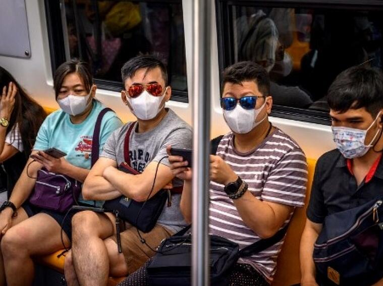 泰國至今確診14宗新型肺炎個案A民眾乘地鐵時都載口罩C(法新社資料圖片) 