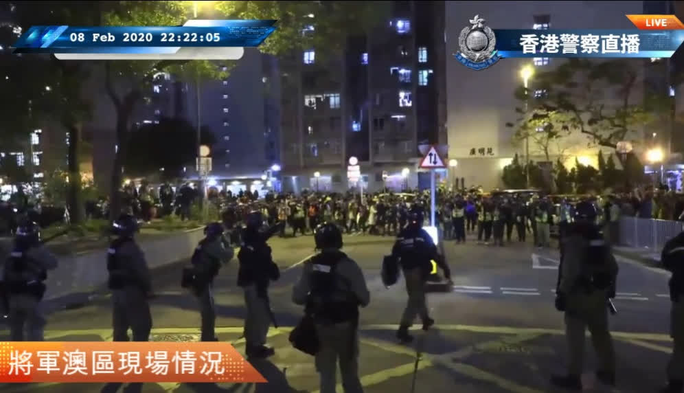 香港警方昨晚拘捕60人A包括5名煽暴派區議員(警方fb截圖)