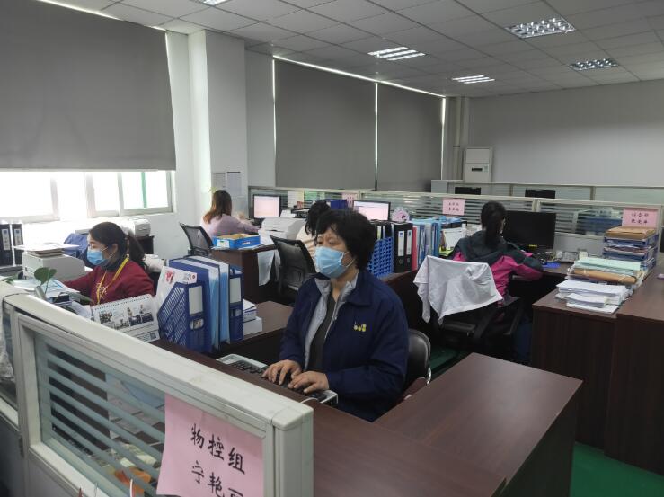 港企龍昌公司的辦公室員工到位近9成C]受訪者供圖^