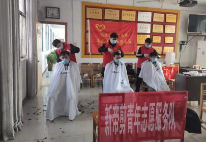 豫青年志願者組理髮隊 無償為抗疫人員理髮]受訪者供圖^