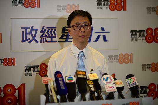何栢良表示A新冠肺炎病患入院21天後A檢驗到的病毒量仍然處於頗高水平]香港文匯報資料圖片^