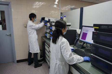 廣州開發區生物醫藥產業基礎雄厚A將引入更多科研機構和人才A將打造首個國家生物安全治理試驗區]敖敏輝攝^