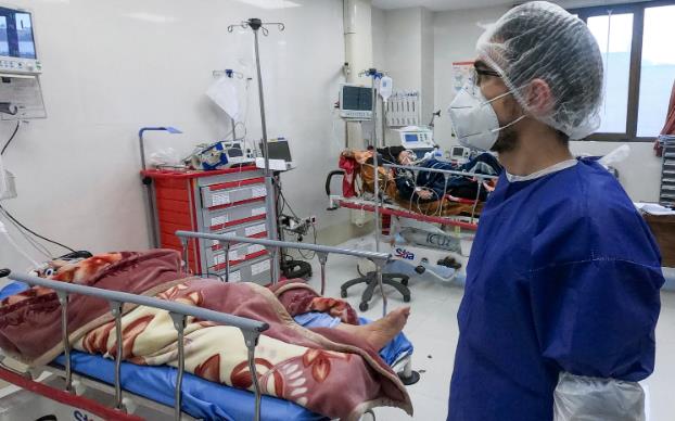 世衞組織駐伊朗區域辦事處的一名工作人員新冠狀病毒檢測呈陽性]美联社^
