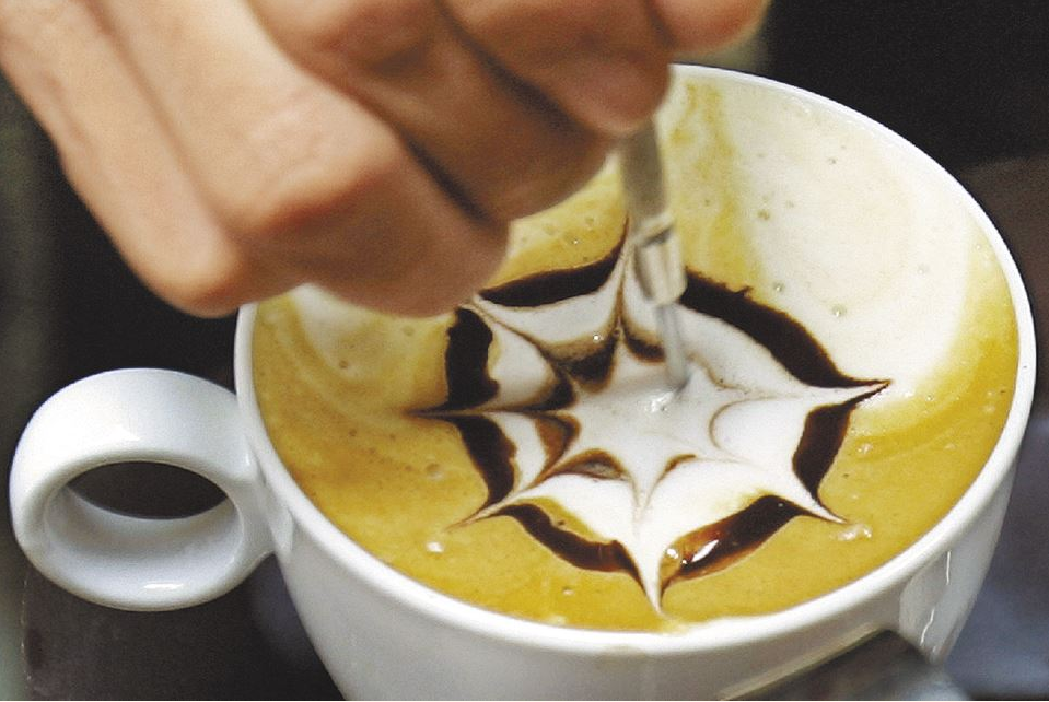 研究發現咖啡能夠令人集中注意力專注解決問題（美聯社資料圖片）