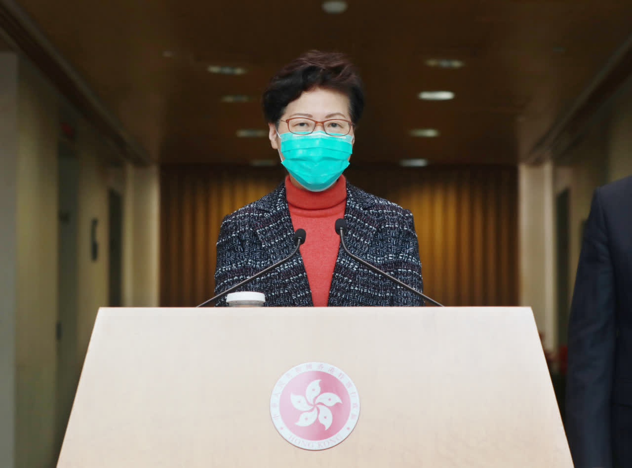 特首林鄭月娥昨日早上預告A香港圍堵疫症輸入的範圍會擴大]新華社^