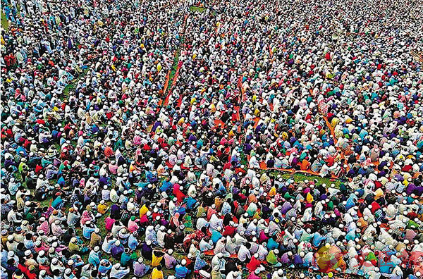 孟加拉2.5萬人露天祈禱