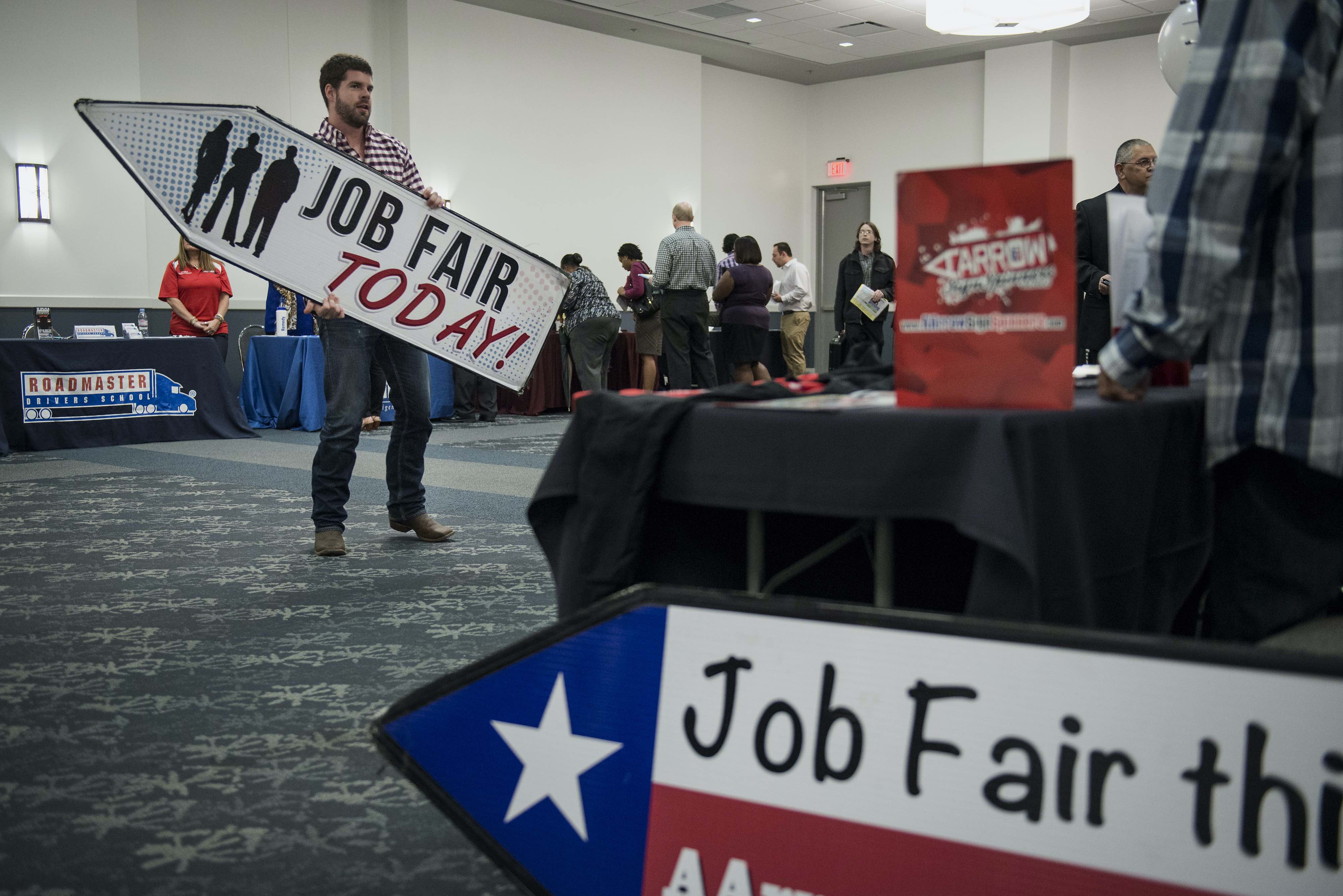 美國3月失業率升至4.4%，非農業職位大幅減少70.1萬個。