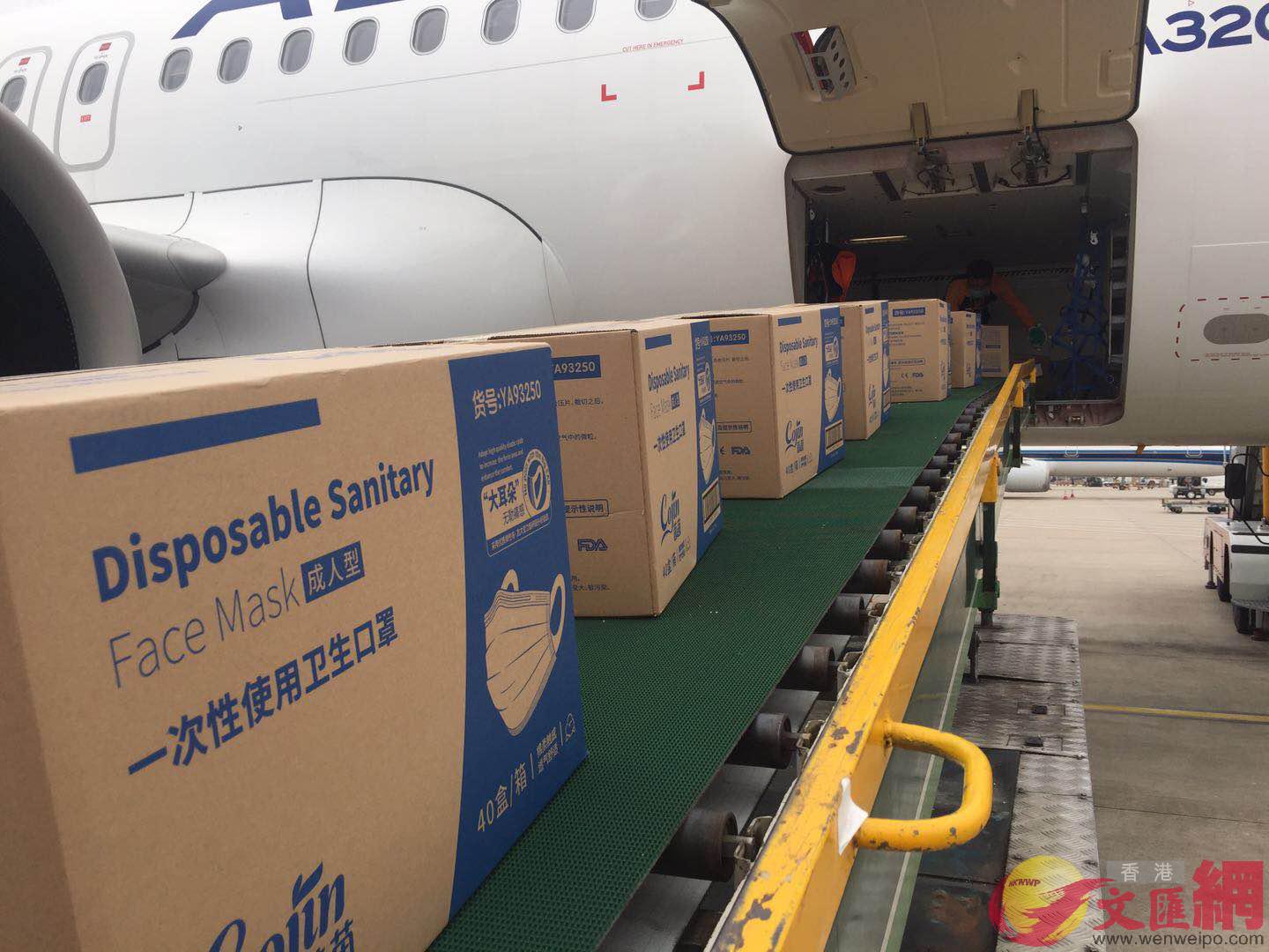 今年3月廣州空港口岸驗放出口防疫物資超2700噸C(方俊明攝) 
