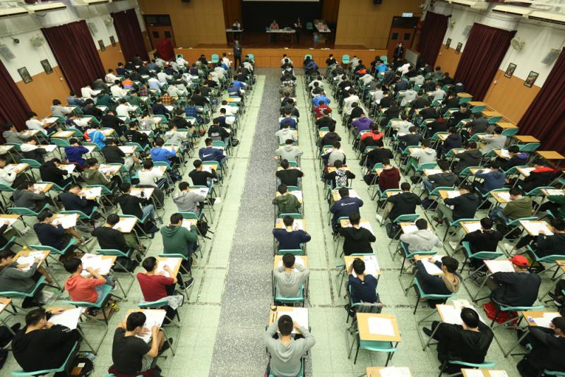 調查顯示A香港逾六成考生贊成DSE再次延期C(大公報資料圖片)