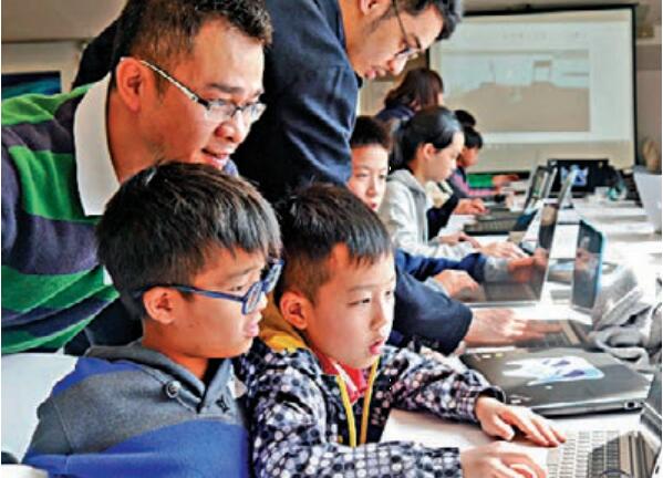 港美中心舉辦免費活動A吸引香港中小學生及家長參加]大公報^