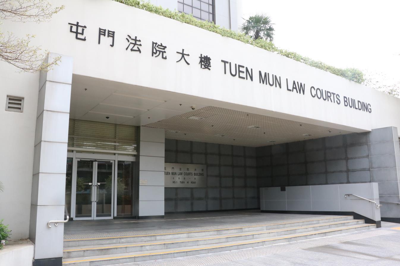 香港兩名男子涉嫌干犯u公眾地方管有攻擊性武器罪v今日在屯門法院提訊C(資料圖片) 