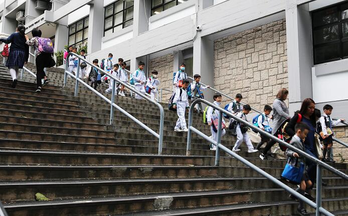 教育局取消中一派位抽樣A中一入學前學科測驗如期舉行]新華社資料圖片^