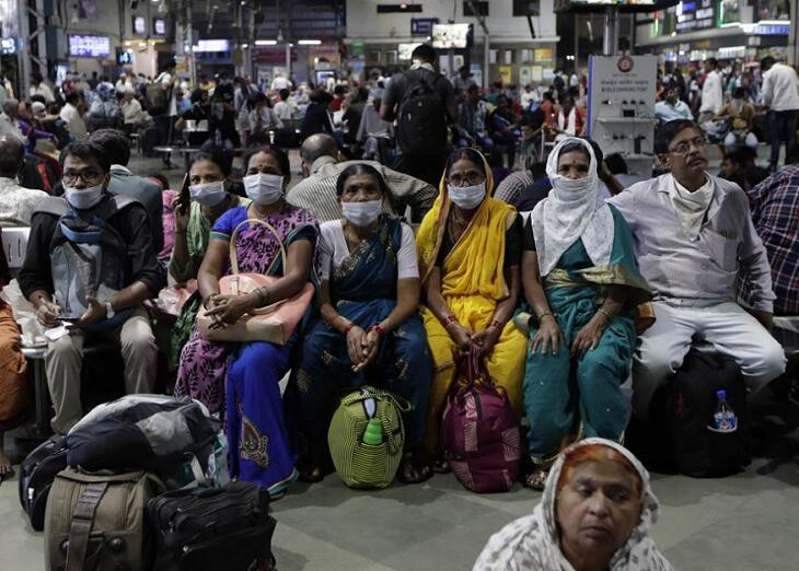 新冠肺炎疫情在印度持續蔓延A大批人失業返回鄉下C]美聯社資料圖片^