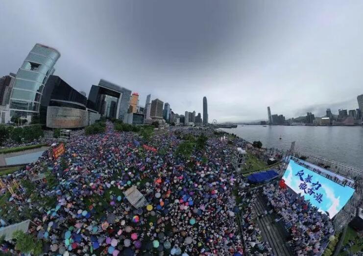 香港社會各界舉行u反暴力B救香港v大集會C