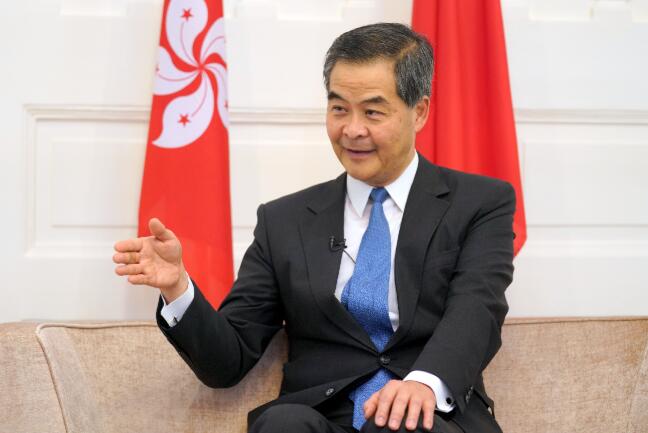 梁振英表示香港國安法給香港社會帶來穩定局面C 