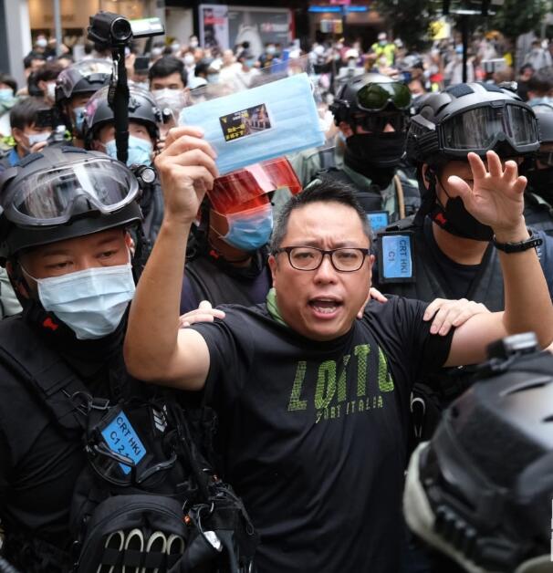 u人民力量v副主席譚得志A在社交平台表示今日被警方拘捕C