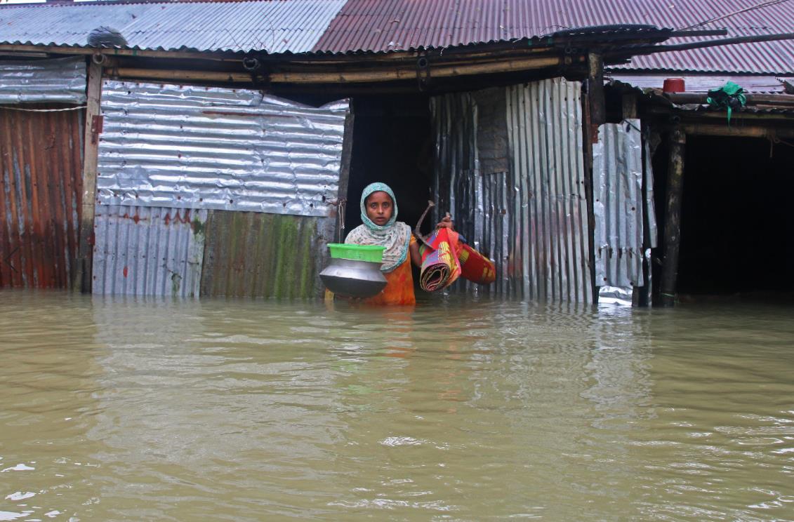 孟加拉受風災影響的人數超過1000萬人C]新華社資料圖片^