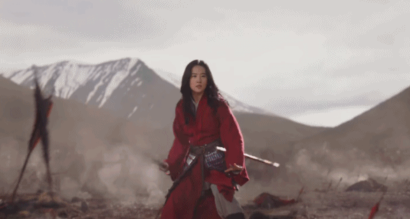 中國演員劉亦菲在影片中飾演花木蘭