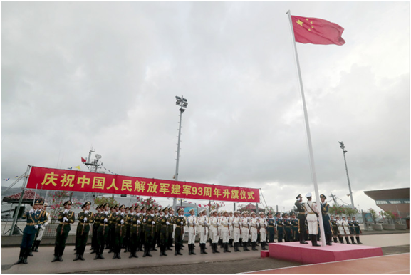 8月1日A解放軍駐港部隊舉行升國旗儀式C圖源G香港政府新聞處