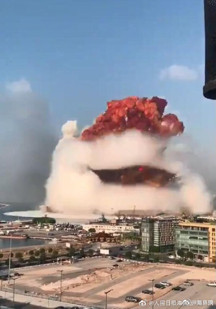 當地時間4日傍晚A黎巴嫩首都貝魯特港口區發生劇烈爆炸C 網絡圖