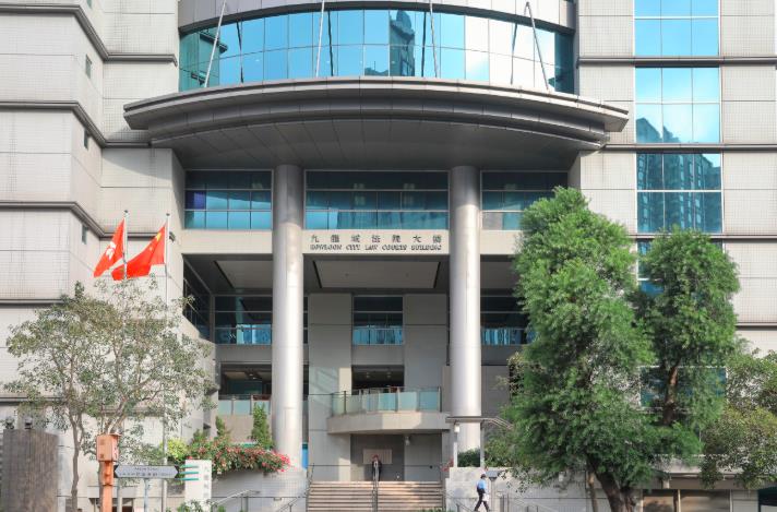 被告今日在九龍城裁判法院提堂C(中新社資料圖片)