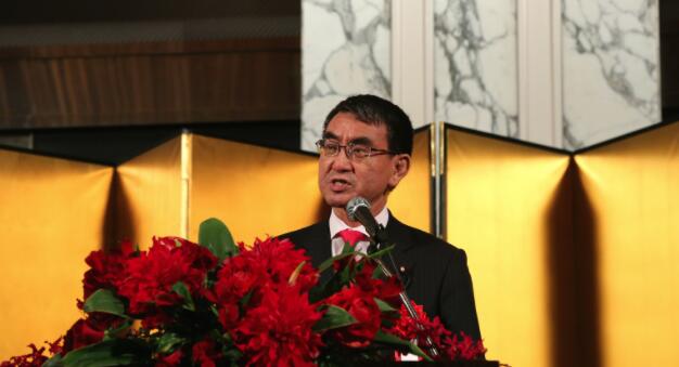 日本防衛相河野太郎支持菅義偉出任新首相。(中新社資料圖片) 日本防衛相河野太郎支持菅義偉出任新首相。(中新社資料圖片)